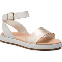 Sandały CLARKS - Botanic Ivy 261392374 Cream. Żółte klapki damskie Clarks, bez wzorów, ze skóry, bez obcasa. W wyprzedaży za 239,00 zł.