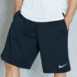 Nike Spodenki męskie Essential Training 9" Short czarny r. S (835414 010). Czarne spodenki sportowe męskie Nike, sportowe. Za 90,90 zł.