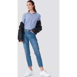 Rut&Circle Jeansy z wysokim stanem Louisa - Blue. Niebieskie jeansy damskie z wysokim stanem marki Rut&Circle, z jeansu. Za 202,95 zł.