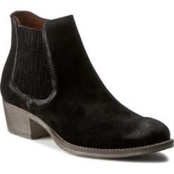 Botki TAMARIS - 1-25341-27 Black 001. Czarne botki damskie skórzane marki Tamaris, na obcasie. W wyprzedaży za 189,00 zł.