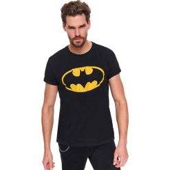 T-shirt batman. Czarne t-shirty męskie Top Secret, na zimę, m, z motywem z bajki, z bawełny, klasyczne, z okrągłym kołnierzem, krótkie. Za 49,99 zł.