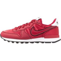 Nike Sportswear INTERNATIONALIST Sneakersy niskie red crush/white/black. Czerwone trampki i tenisówki damskie Nike Sportswear, bez wzorów, ze skóry, bez zapięcia. Za 419,00 zł.