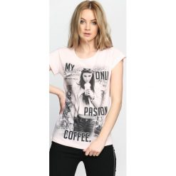 Różowy T-shirt Kinda Girl. Różowe bluzki damskie Born2be, xl. Za 9,99 zł.