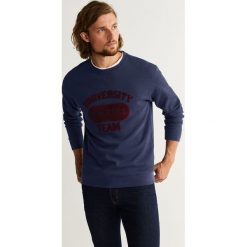 Mango Man - Bluza Nixon. Niebieskie bluzy męskie Mango Man, s, z aplikacjami, z bawełny, z okrągłym kołnierzem, bez rękawów, bez kaptura. Za 159,90 zł.