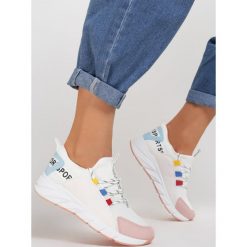 Biało-Różowe Sneakersy Aegadah. Białe sneakersy damskie Renee. W wyprzedaży za 104,99 zł.