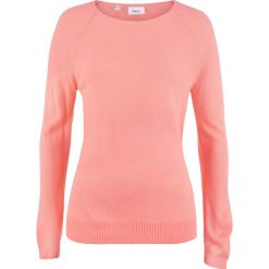 Swetry klasyczne damskie: Sweter w strukturalny wzór bonprix jasny koralowy