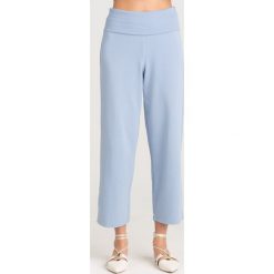 SPODNIE SCILLI Max Mara Leisure. Szare spodnie damskie Max Mara Leisure, s, z aplikacjami, z elastanu, z podwyższonym stanem. Za 314,30 zł.
