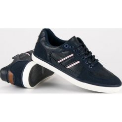 Granatowe trampki męskie MERG niebieskie. Niebieskie buty sportowe męskie marki Merg. Za 89,90 zł.