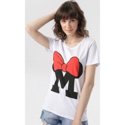 Biały T-shirt Coraeris. Białe bluzki damskie Born2be, s, bez wzorów, bez kołnierzyka. W wyprzedaży za 49,99 zł.