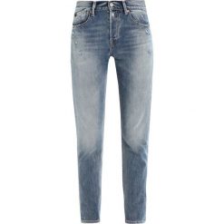 Le Temps Des Cerises Jeansy Relaxed Fit blue. Niebieskie jeansy damskie Le Temps Des Cerises. W wyprzedaży za 390,15 zł.