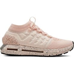 Buty Under Armour HOVR Phantom Connected W Jasno-Brzoskwiniowe. Pomarańczowe buty sportowe damskie Under Armour, bez wzorów, do biegania. Za 539,99 zł.