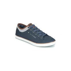 Buty Redskins GALETI. Niebieskie trampki męskie marki Redskins, bez wzorów, bez zapięcia. Za 259,00 zł.