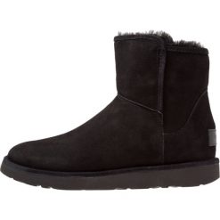 UGG ABREE MINI Botki nero. Szare botki damskie marki Peter Kaiser, z materiału. Za 939,00 zł.