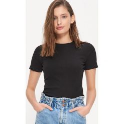 Koszulka basic z bawełny organicznej - Czarny. Czarne koszulki damskie House, xl, bez wzorów, z bawełny, bez kołnierzyka, bez rękawów. Za 39,99 zł.