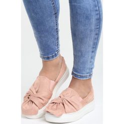 Różowe Slip On Boogie. Czerwone tenisówki damskie Born2be, z materiału. Za 49,99 zł.