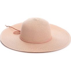 Różowy Kapelusz Midsummer. Różowe kapelusze damskie Born2be, bez wzorów. Za 49,99 zł.