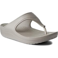 Japonki CROCS - Sloane Platform Flip W 200486 Platinum. Szare klapki damskie Crocs, bez wzorów, z tworzywa sztucznego, bez obcasa, na obcasie. W wyprzedaży za 99,00 zł.