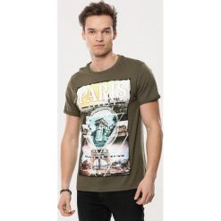 Khaki Koszulka By Oneself. Brązowe koszulki męskie Born2be, xl, z nadrukiem, z okrągłym kołnierzem, z krótkim rękawem, krótkie. Za 24,99 zł.