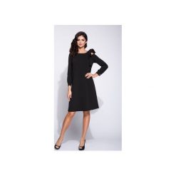 Elegancka sukienka pudełkowa z wcięciem w rękawie. Czarne sukienki damskie marki Bien fashion, s, bez wzorów, eleganckie, bez kołnierzyka, z długim rękawem, długie, midi, trapezowe. Za 169,00 zł.