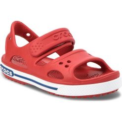 Sandały CROCS - Crocband II Sandal Ps 14854 Pepper/Blue Jean. Czerwone klapki dziewczęce Crocs, z tworzywa sztucznego. W wyprzedaży za 119,00 zł.