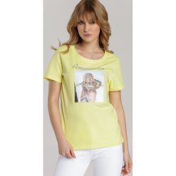 Żółty T-shirt Galene. Żółte bluzki damskie Renee, s, z nadrukiem, z okrągłym kołnierzem, z krótkim rękawem. Za 49,99 zł.