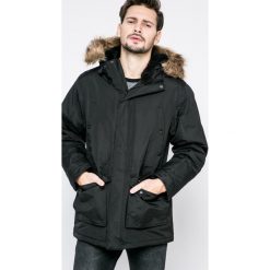 Dickies - Kurtka. Czarne kurtki męskie bomber Dickies, l, z poliesteru, z kapturem. W wyprzedaży za 399,90 zł.
