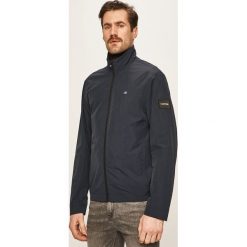 Calvin Klein - Kurtka. Niebieskie płaszcze męskie Calvin Klein, s, bez wzorów, z poliesteru, krótkie, bez kaptura. Za 649,90 zł.