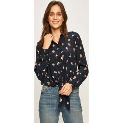 Only - Koszula. Czarne bluzki damskie ONLY, bez wzorów, z wiskozy, klasyczne, z klasycznym kołnierzykiem, z długim rękawem. Za 149,90 zł.