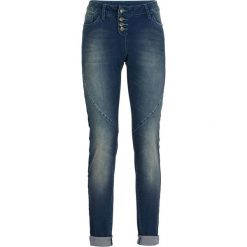 Dżinsy "new boyfriend" bonprix dirty denim. Niebieskie jeansy damskie bonprix. Za 149,99 zł.