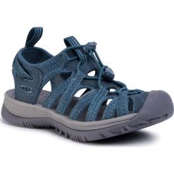 Sandały KEEN - Whisper 1022809 Smoke Blue. Niebieskie klapki damskie Keen, bez wzorów, z tworzywa sztucznego, bez obcasa. W wyprzedaży za 319,00 zł.