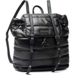 Plecak MONNARI - BAGB230-020 Black. Czarne plecaki damskie Monnari, bez wzorów, z materiału. W wyprzedaży za 199,00 zł.