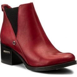 Botki CARINII - B3705 J63-000-POL-861. Czerwone buty zimowe damskie marki Carinii, z materiału, na obcasie. W wyprzedaży za 199,00 zł.