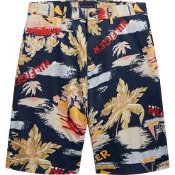 Szorty materiałowe TOMMY HILFIGER Brooklyn Hawaii Prt Flex MW0MW13533. Niebieskie spodenki i szorty męskie TOMMY HILFIGER, m, bez wzorów, z elastanu. Za 389,00 zł.