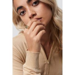 NA-KD Accessories Pierścionek Moon Stone - Gold. Brązowe pierścionki damskie marki NA-KD Accessories. Za 40,95 zł.