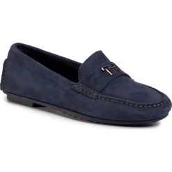 Mokasyny TOMMY HILFIGER - Th Hardware Mocassin FW0FW04767 Sport Navy DB9. Niebieskie mokasyny damskie TOMMY HILFIGER, ze skóry, sportowe, na obcasie. Za 539,00 zł.