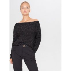 Sweter z prostym dekoltem - Czarny. Czarne swetry damskie Mohito, s, bez wzorów, bez rękawów, bez kaptura. Za 119,99 zł.