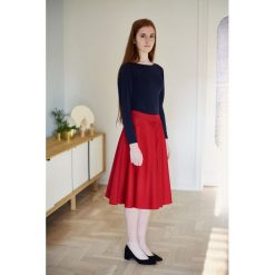 Spódnica Carissa wiśniowa 32 czerwony. Czerwone spódniczki damskie marki Marie Zélie, s, w paski, z elastanu. Za 297,00 zł.