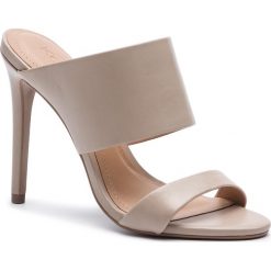 Klapki KAZAR - Amazonite 37600-01-03 Beige. Brązowe klapki damskie Kazar, bez wzorów, ze skóry, na wysokim obcasie. W wyprzedaży za 269,00 zł.