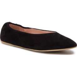Baleriny L37 - Lazy Day Z11 Black. Czarne baleriny damskie L37, bez wzorów, ze skóry, klasyczne, bez obcasa, na płaskiej podeszwie, bez zapięcia. W wyprzedaży za 319,00 zł.
