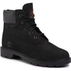Trapery TIMBERLAND - Classic 6 In W Terproof Boot TB0109100011 Black Nubuck. Czarne trapery damskie Timberland, ze skóry, bez obcasa, bez zapięcia. Za 529,00 zł.