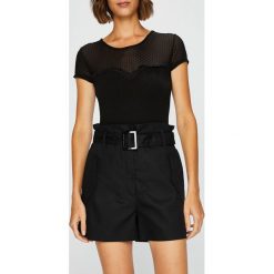 G-Star Raw - Szorty Rovic. Czarne szorty damskie G-Star RAW, w paski, z bawełny, retro. W wyprzedaży za 219,90 zł.