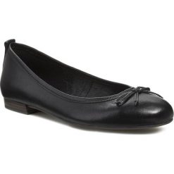 Baleriny TAMARIS - 1-22122-20 Black 001. Czarne baleriny damskie Tamaris, bez wzorów, ze skóry, bez obcasa. W wyprzedaży za 159,00 zł.