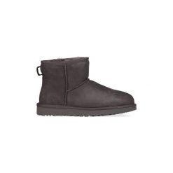 Śniegowce UGG Classic Mini Grey. Szare kozaki damskie Ugg, bez obcasa, bez zapięcia. Za 747,52 zł.