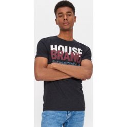 T-shirt Czarny. Czarne t-shirty męskie House, s, bez wzorów, bez kołnierzyka. Za 35,99 zł.