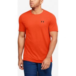 Under Armour Seamless Koszulka Pomarańczowy. Pomarańczowe podkoszulki męskie Under Armour, m, bez wzorów, z poliesteru, bez kołnierzyka, krótkie. Za 206,95 zł.