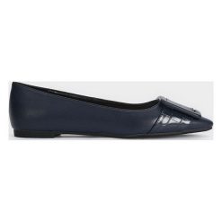 Parfois - Baleriny. Czerwone baleriny damskie marki Parfois, bez wzorów, z gumy, bez obcasa. Za 79,90 zł.