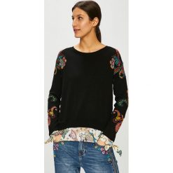 Desigual - Sweter. Czarne swetry oversize damskie marki Desigual, s, z wiskozy, z okrągłym kołnierzem. Za 349,90 zł.