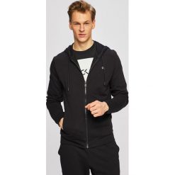 Calvin Klein Performance - Bluza. Niebieskie bluzy męskie m, z nadrukiem, z bawełny, z kapturem. W wyprzedaży za 299,90 zł.