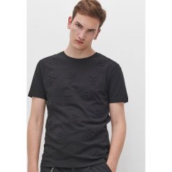 T-shirt ze wzorem - Czarny. Czarne t-shirty męskie Reserved, s, bez wzorów, bez kołnierzyka. Za 69,99 zł.