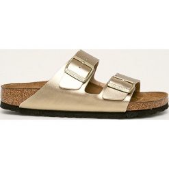Birkenstock - Klapki Arizona. Żółte klapki damskie Birkenstock, bez wzorów, z gumy, bez obcasa, na obcasie. Za 269,90 zł.